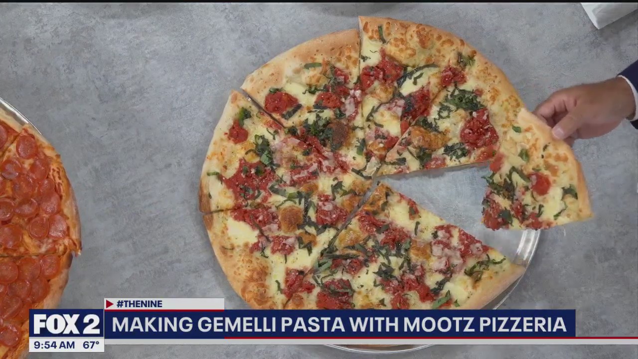 Mootz Pizzeria & Bar