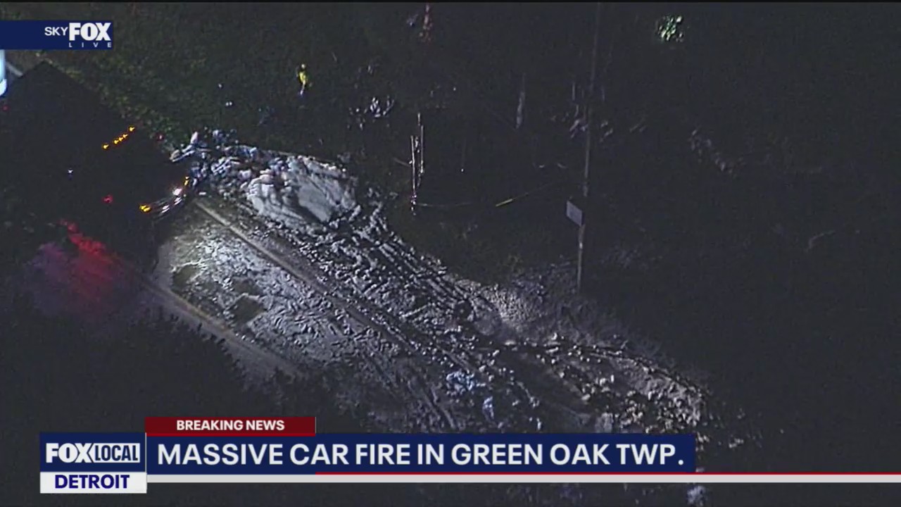 Massive car fire in Green Oak Township