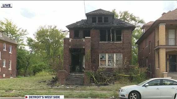 House fire kills man, firefighter injured in floor collapse on Detroit west side