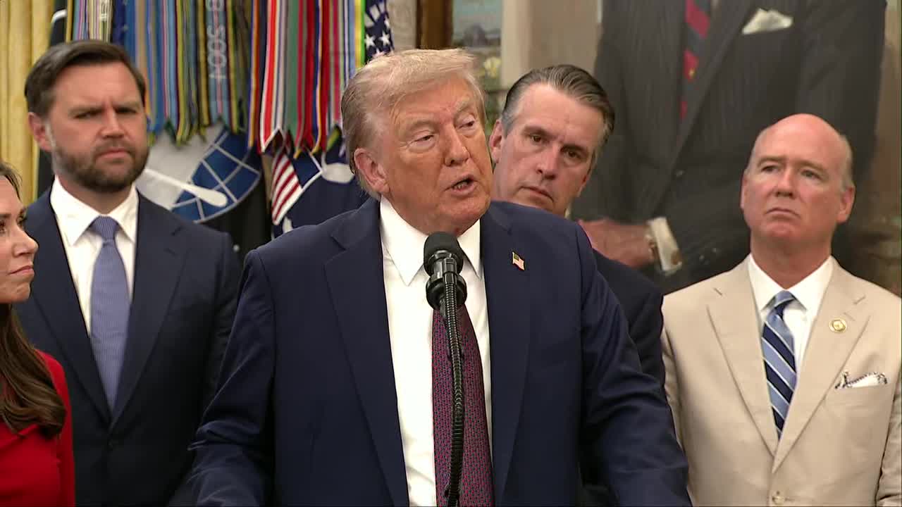 Trump: 'we're going in' to Chicago