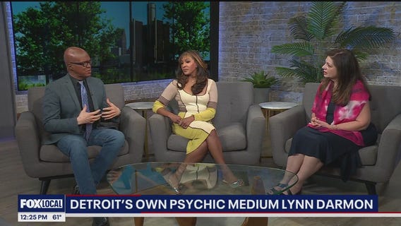 Psychic Medium Lynn Darmon