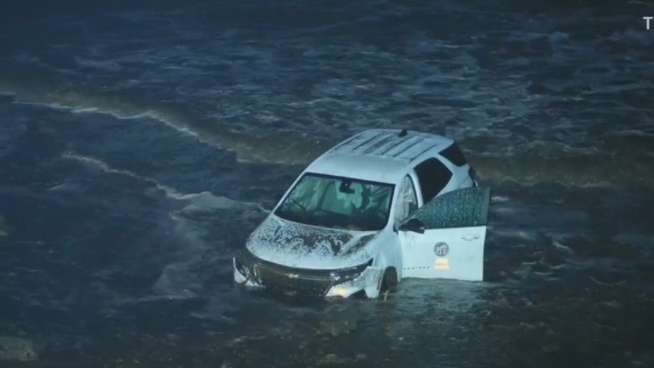 Palisades residents prepare for storm