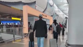 These are the best times to book holiday flights