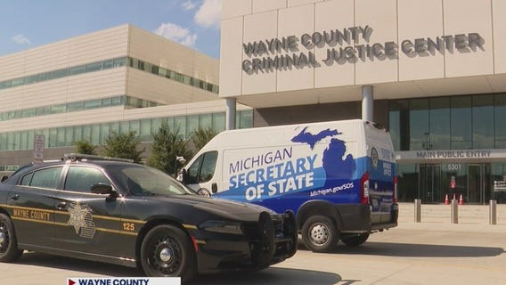 Secretary of State mobile unit helps returning citizens get IDs