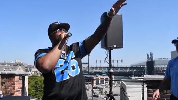 GMAC Cash's Detroit Auto Show Song