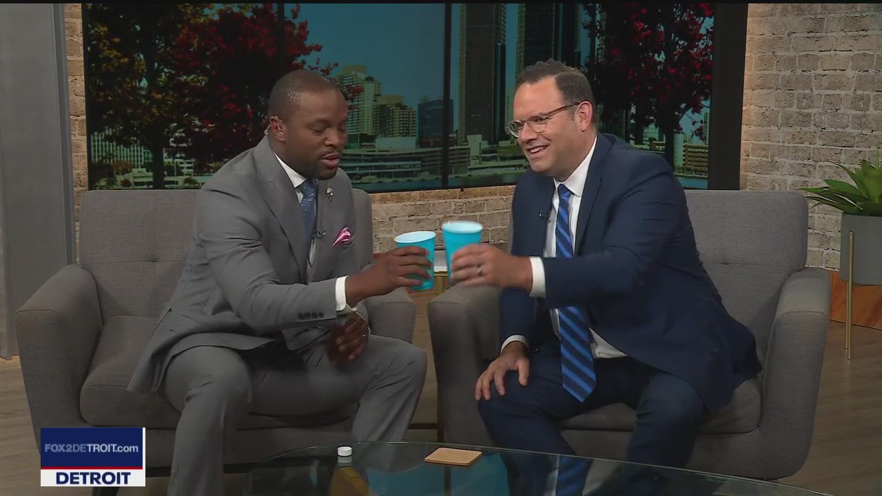 Cheers to Another Victory! Lions Beat Browns, 34-10