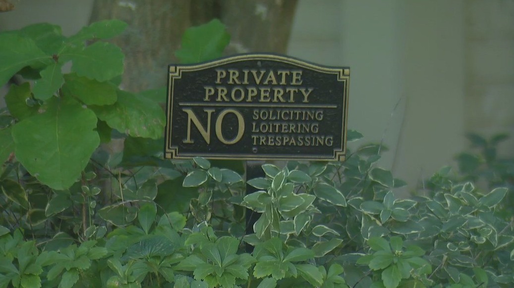 Metro Detroit man living with wife's corpse held on bond