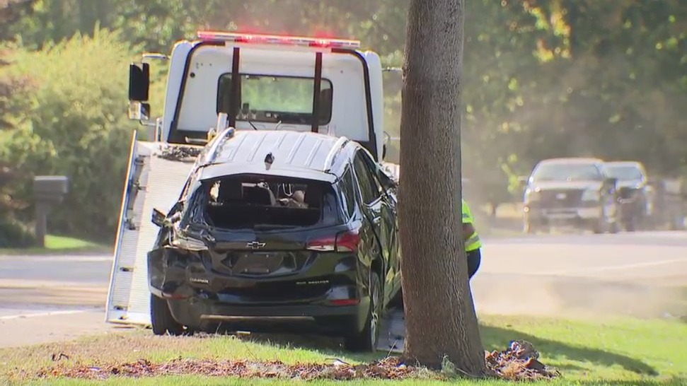 Woman killed in Auburn Hills crash