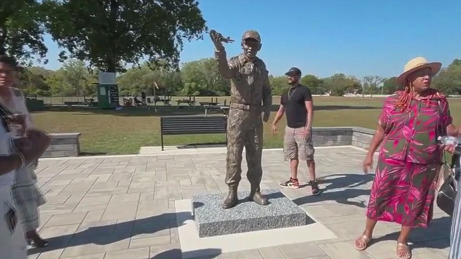 Detroit Tuskegee Airman statue returned and restored