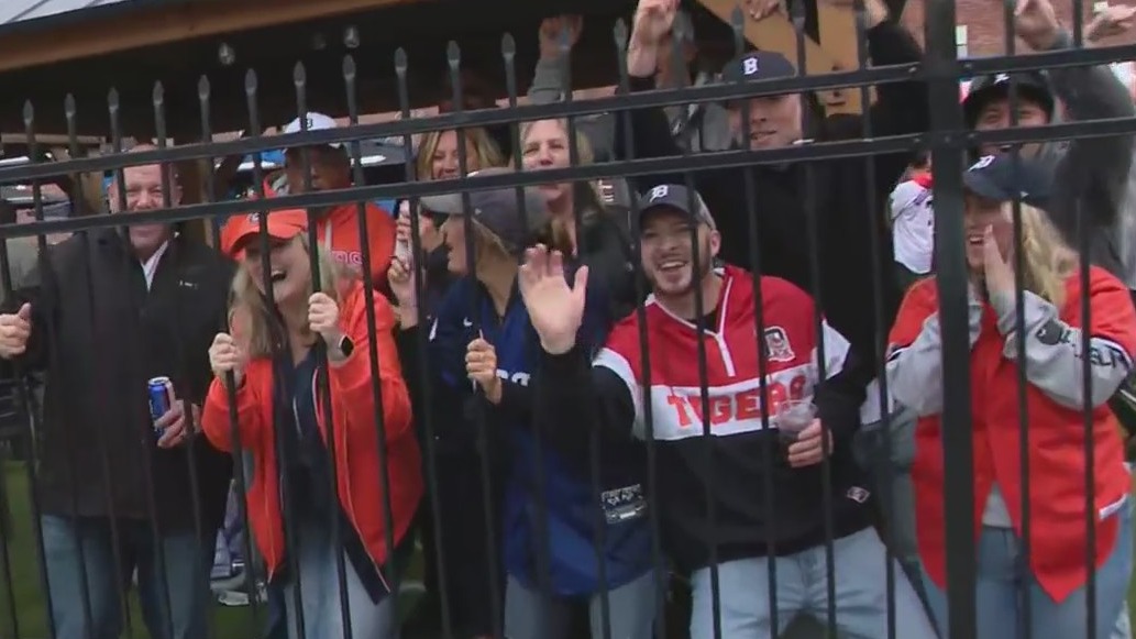 Fans celebrate Tigers' ALDS Game 3 outside Comerica Park