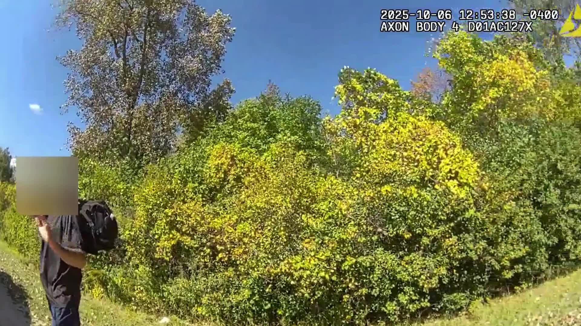 Suspect leads deputies on chase through golf course