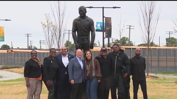 Officials unveil new statue as Joe Louis Greenway work continues