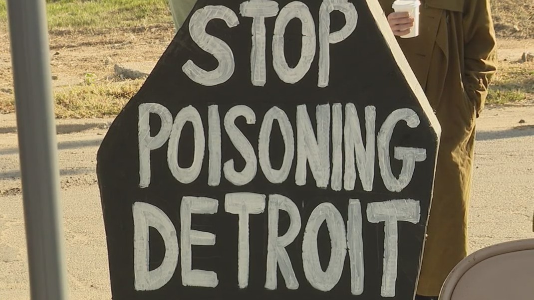Detroiters want city to shut down concrete company