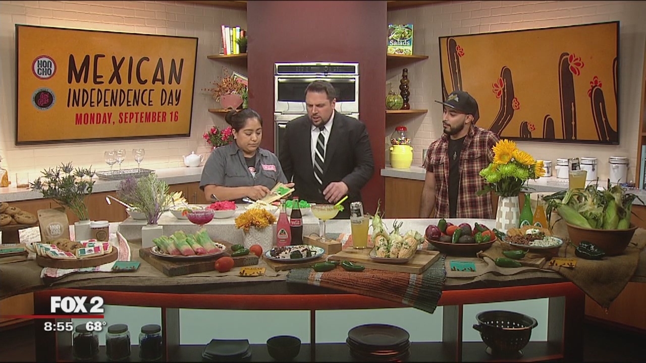 Making chicken tamales with Gran Castor