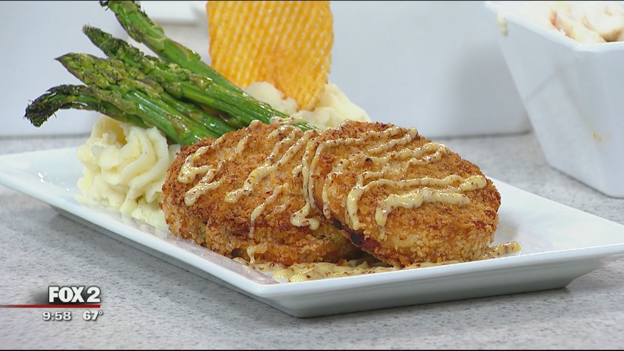 Portofino's crab and lobster cakes recipe