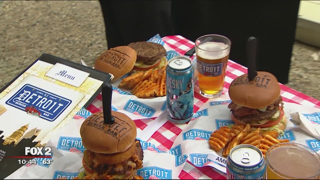 Detroit Burger Bar's bacon and jalapeno beer cheese recipe
