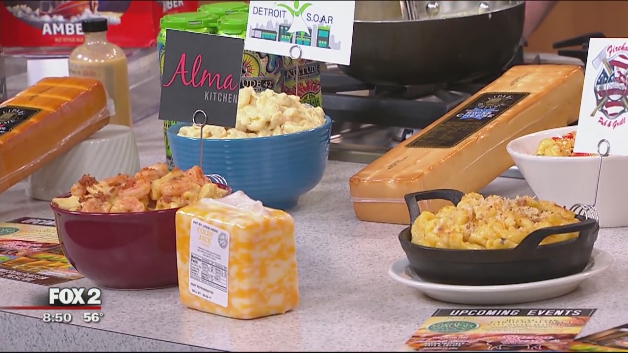 Mac n' Brews at Royal Oak Farmer's Market