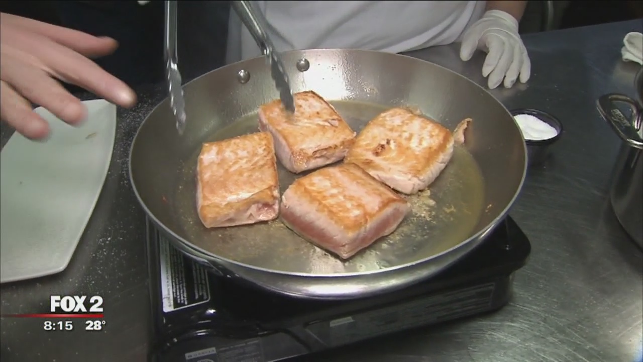 Salmon with Hon Shimeji Array