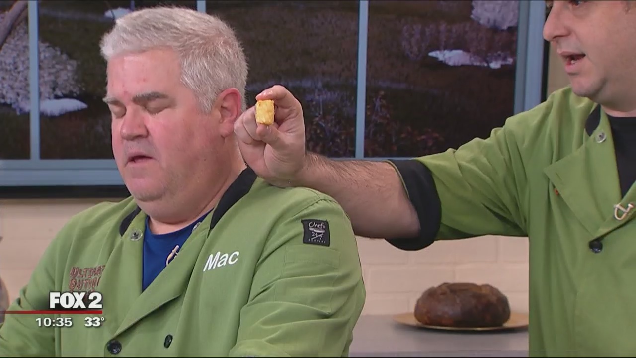 Mac and The Big Cheese at Detroit Boat Show