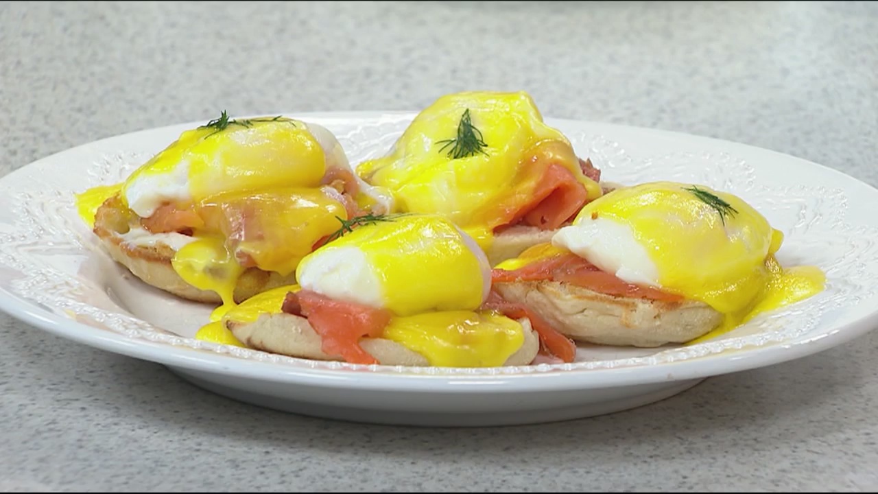 Celebrate National English Muffin Day with Thomas'