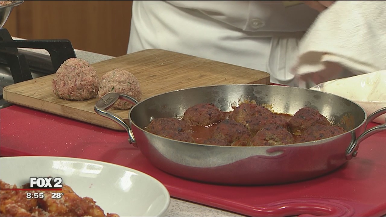 Cooking meatballs with Andiamo