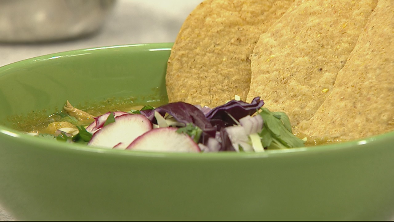 Peso Bar takes on a different Mexican comfort food: pesole verde