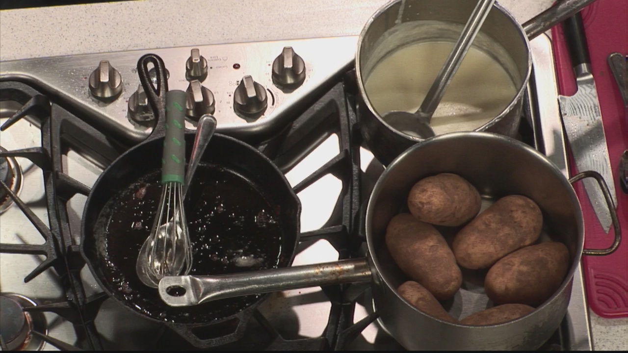 Making potato bisque for COTS Soup City