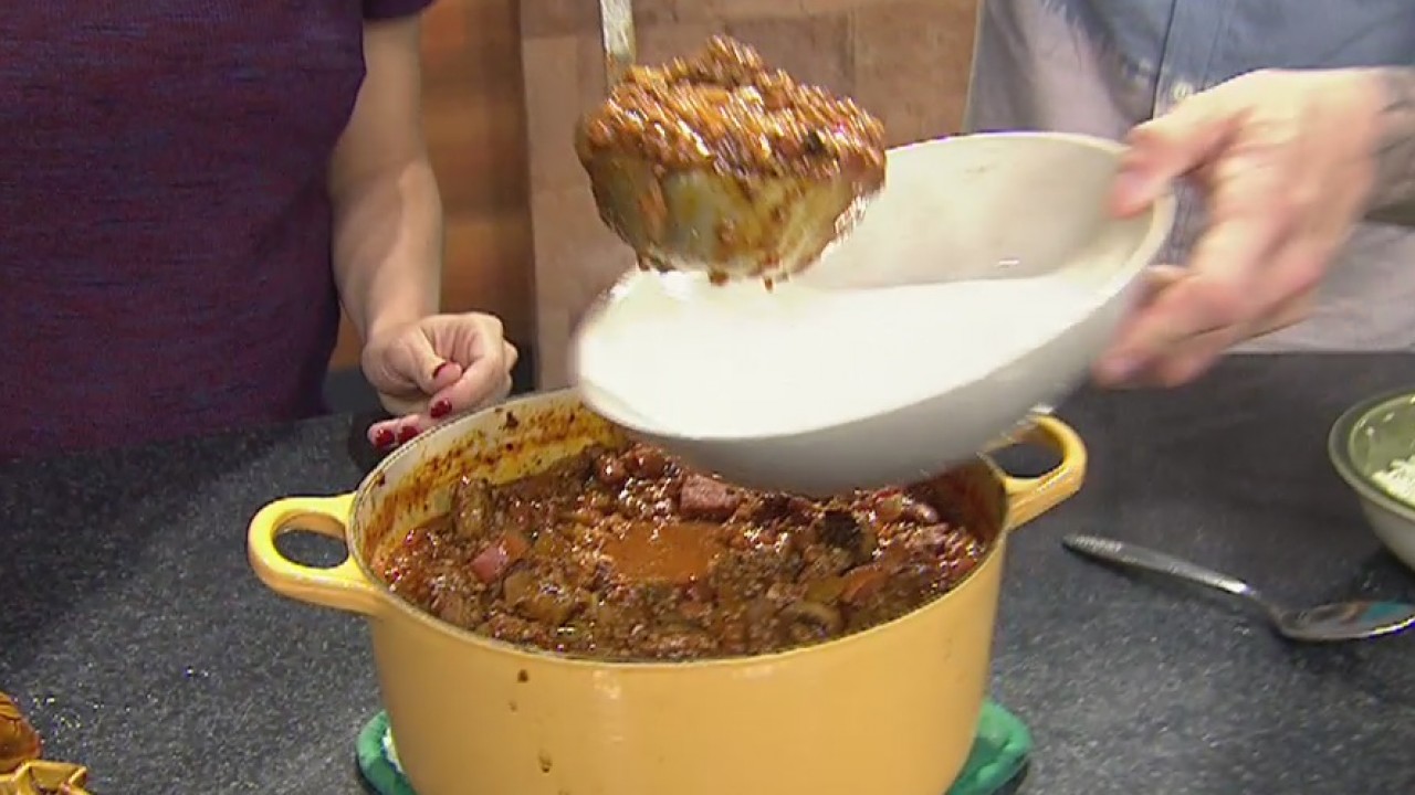 Pepperoni pizza chili