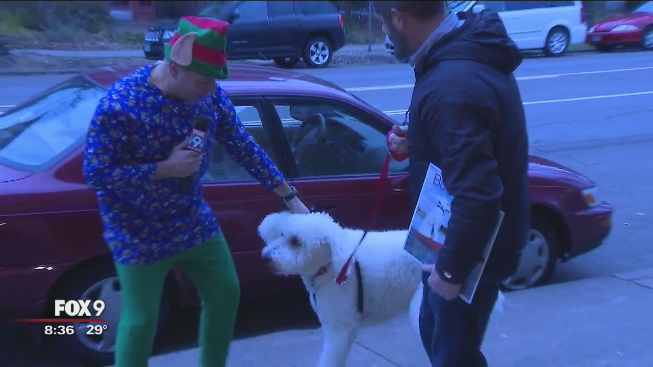 Todd Walker visits with special guests at Grand Meander