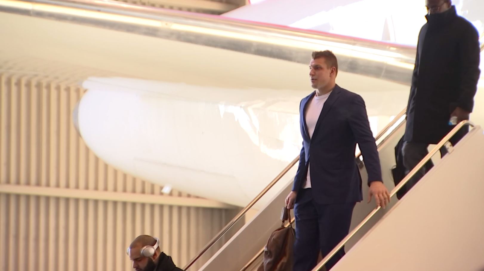 Patriots arrive in Minnesota for Super Bowl
