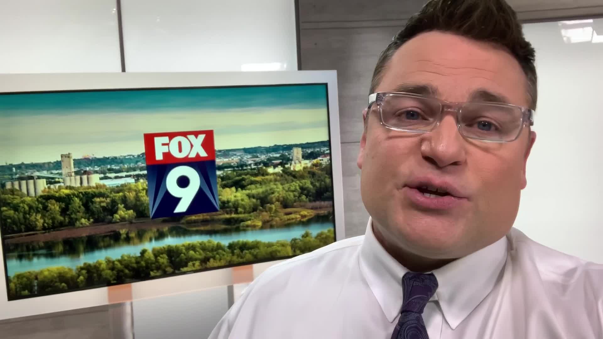 Monday's forecast: Twin Cities will be mild a dash of snow possible