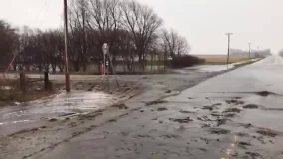 Hwy. 112 flooded in Le Sueur, Minn.