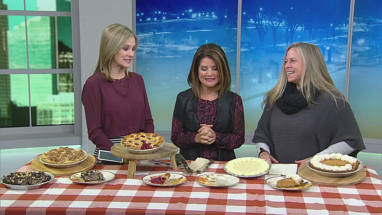 Thanksgiving means pie!!!