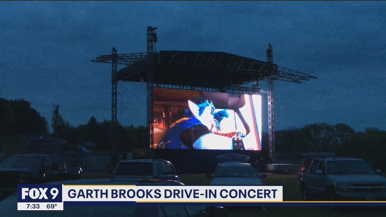 Somerset drive-in to host Garth Brooks concert