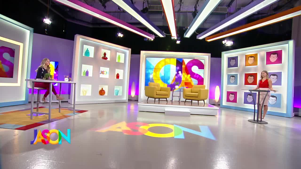 Kendall checks out the home of Brad & Heather Fox