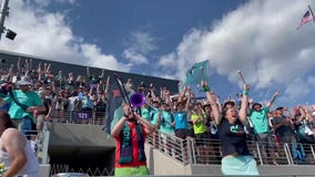 Minnesota Aurora FC fans celebrate playoff semifinal victory