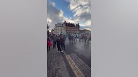 Death of Queen Elizabeth II announced: Crowds at Windsor Castle