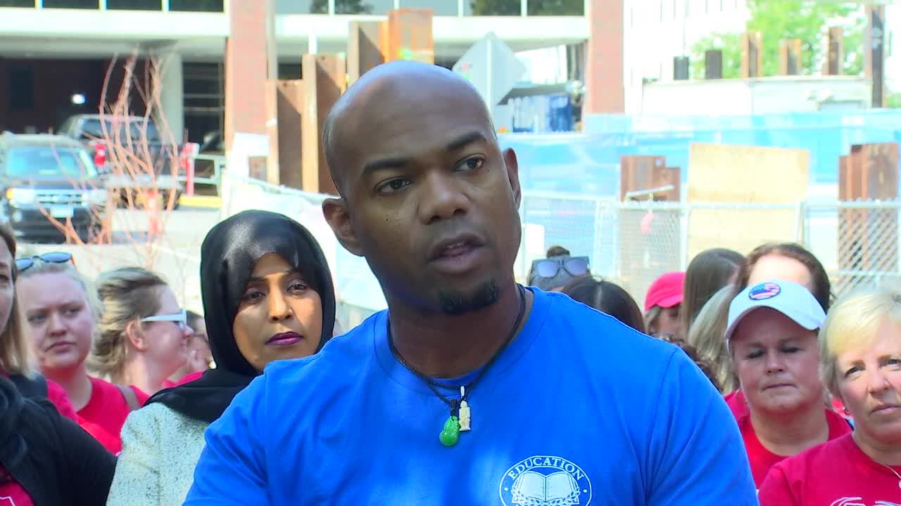 RAW: Minnesota Nurses Association provides update on Day 2 of nurses' strike