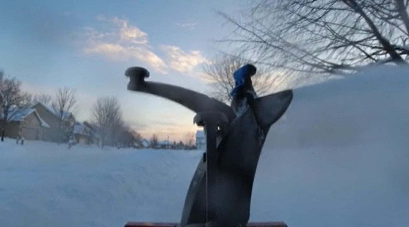 Snow blowing in Champlin following Wednesday's storm: RAW