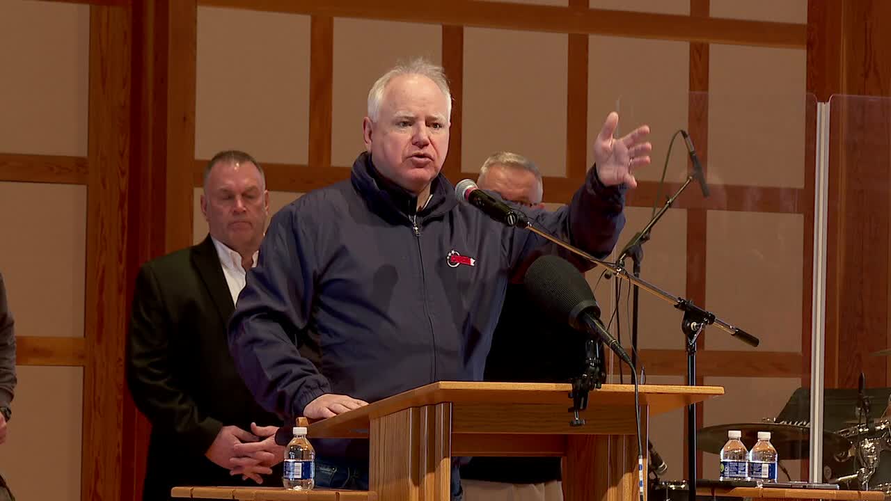 Train derailment: Gov. Walz, officials hold press conference [RAW]
