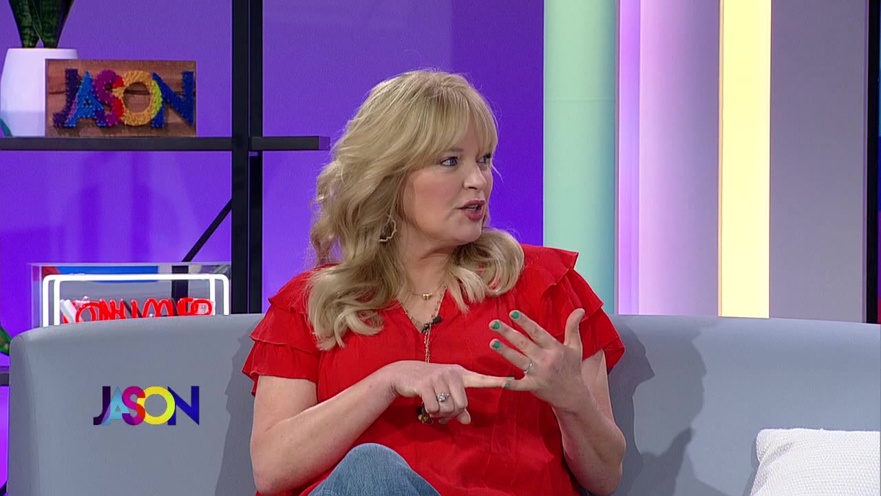 Melissa Peterman returns to chat with Jason