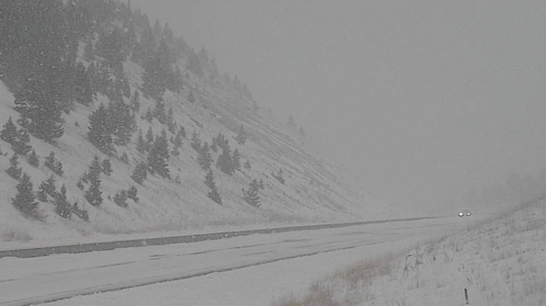 North Dakota gets October snow