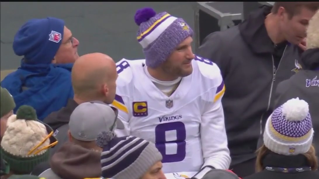 Vikings, fans react to Kirk Cousins injury