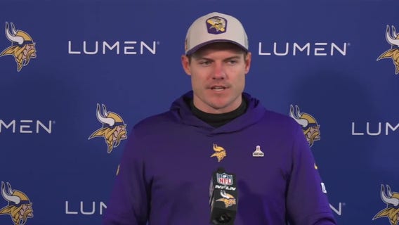 Vikings Kevin O'Connell reacts after loss to Broncos