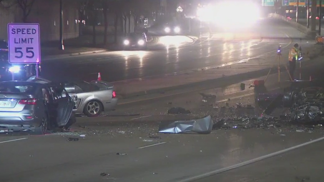 2 dead, 2 injured in Minneapolis crash