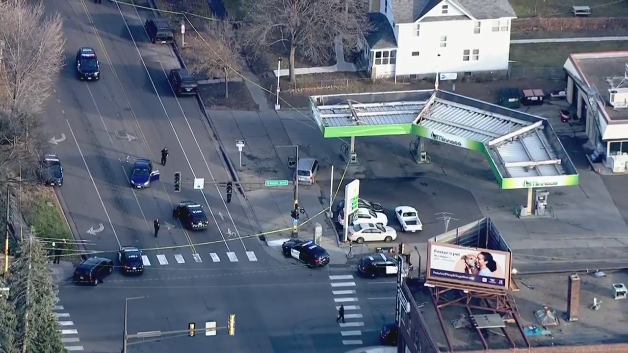 Large police presence in St. Paul [aerials]