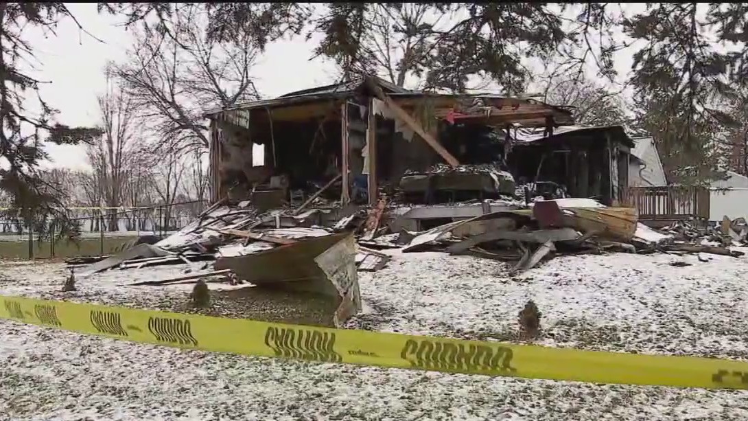 Waseca newlywed?s home burns on Christmas