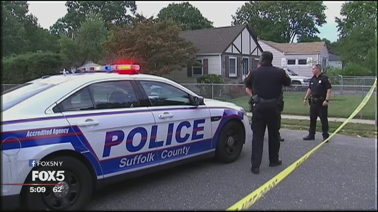 Sessions takes aim at gangs