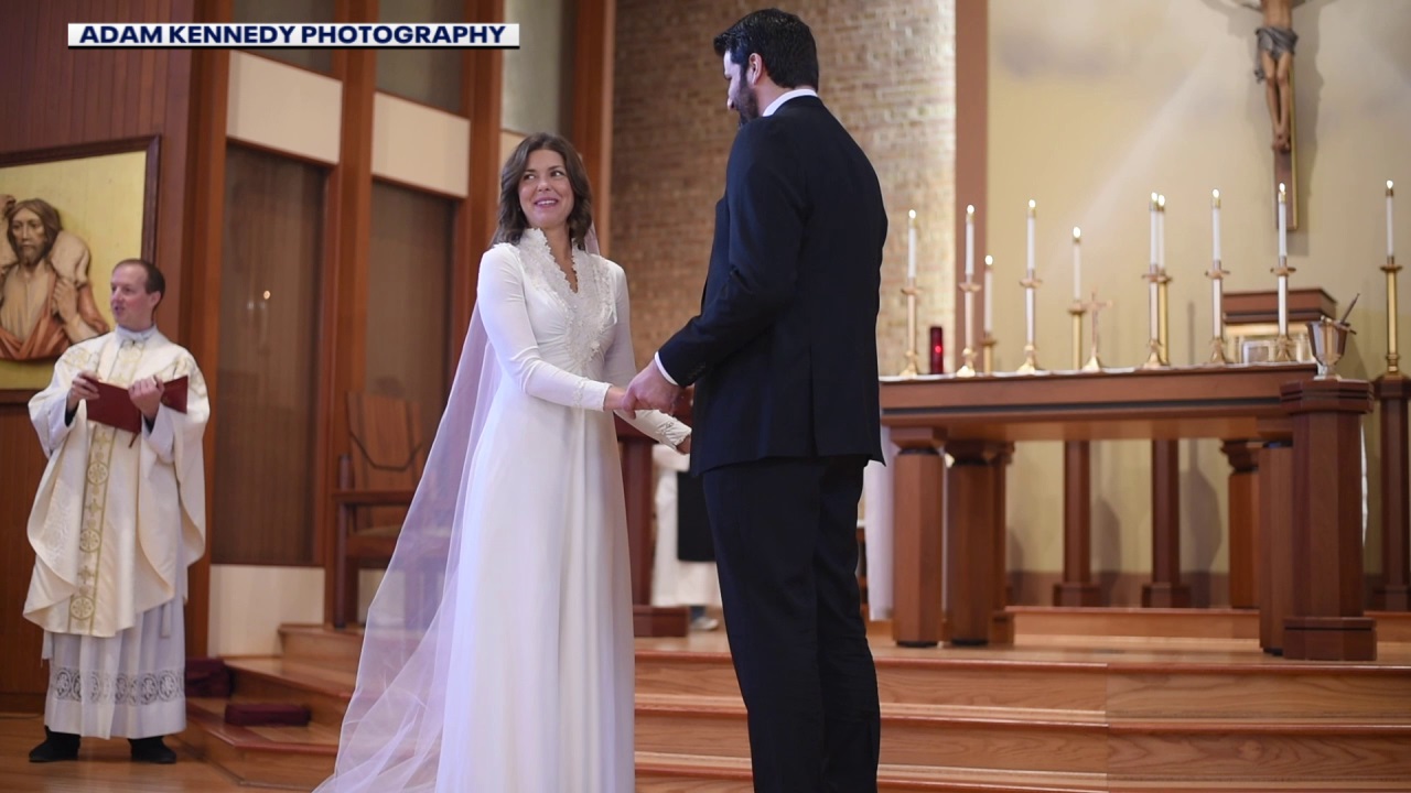 MN teacher's surprise wedding at school