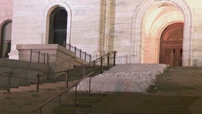 Red Bull brings snow to St. Paul for boarding competition